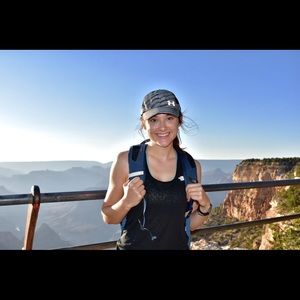 Meet your Posher, Caitlyn